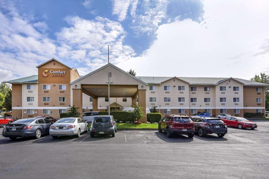 Comfort Suites Portland Airport Bagian luar foto